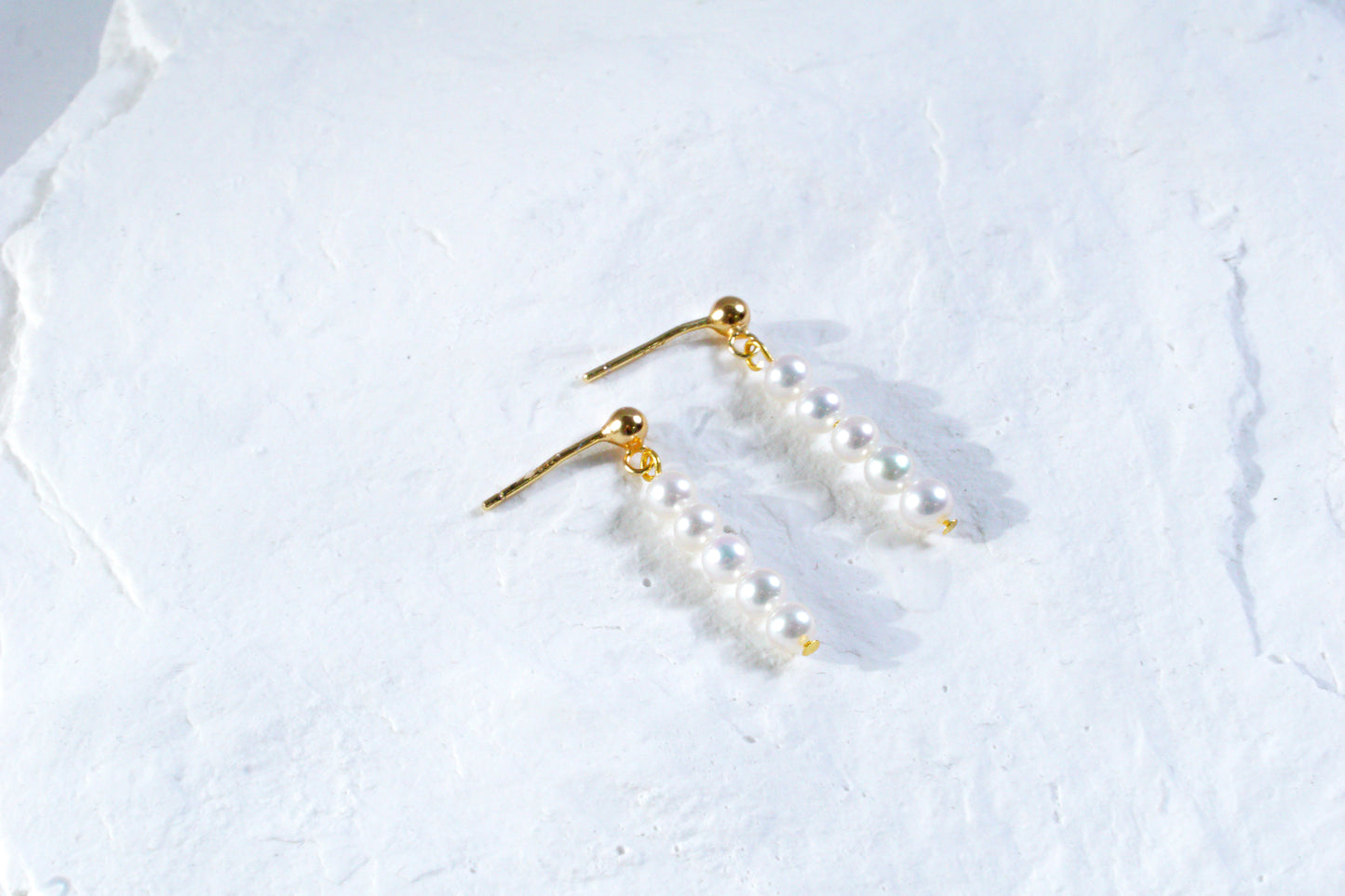 S925 Sterling Silver Freshwater Pearl Linear Drop Earrings, Dainty 5-Pearl Dangle Earrings for Women, Minimalist Elegant Jewelry