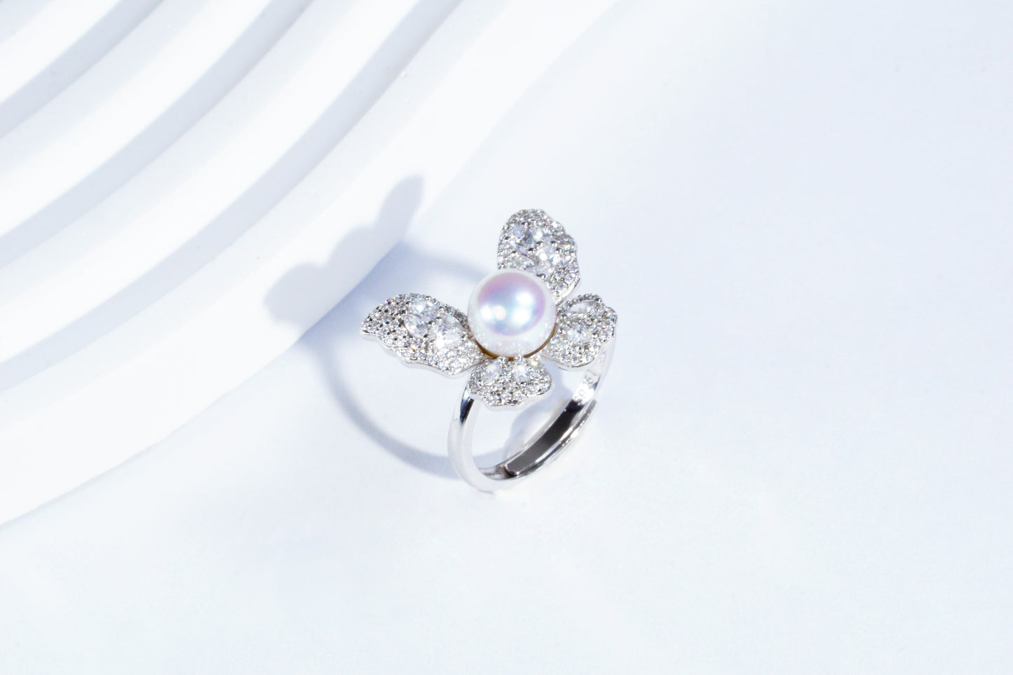 Butterfly Dream Adjustable S925 Silver Aurora Freshwater Pearl Ring (7-8mm)