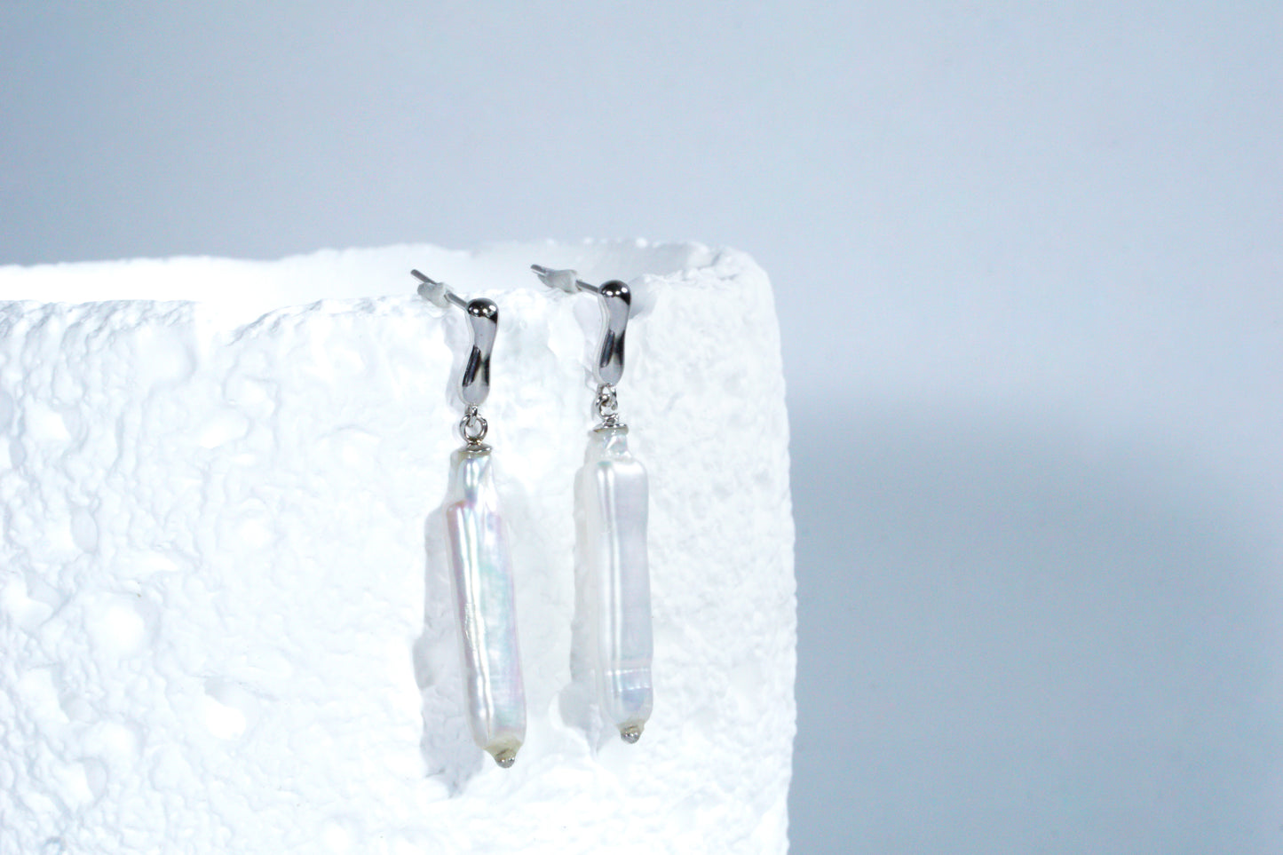 S925 Sterling Silver Toothpick Baroque Freshwater Pearl Drop Earrings, Unique Irregular Long Pearl Dangle Earrings for Women, Modern Statement Jewelry