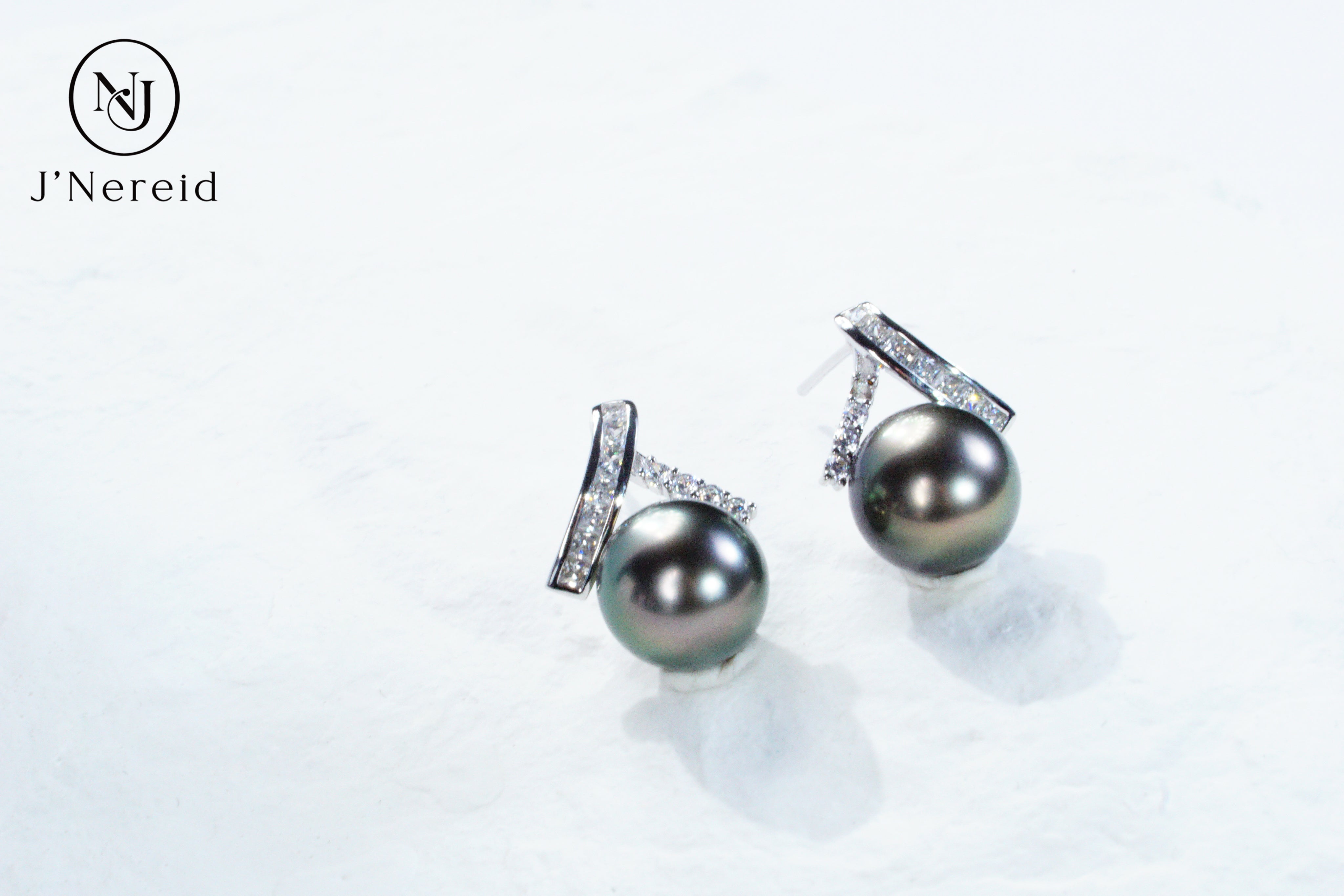 Tahitian Black Pearl Stud Earrings, Modern Twisted Diamond Accent Design（9.5-10mm) Timeless Luxury Versatile Fine Jewelry(Pearl Variation)