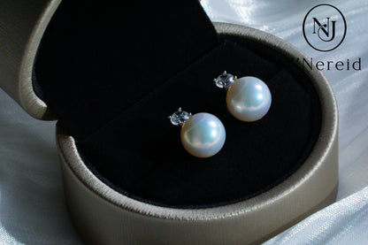 9-9.5mm AAAA Aurora Luster White Edison Freshwater Pearl Earrings, S925 Sterling Silver Classic Diana Style Studs, Timeless Elegant Pearl Jewelry for Women, Bridal Wedding Gift（Pearl Variation）