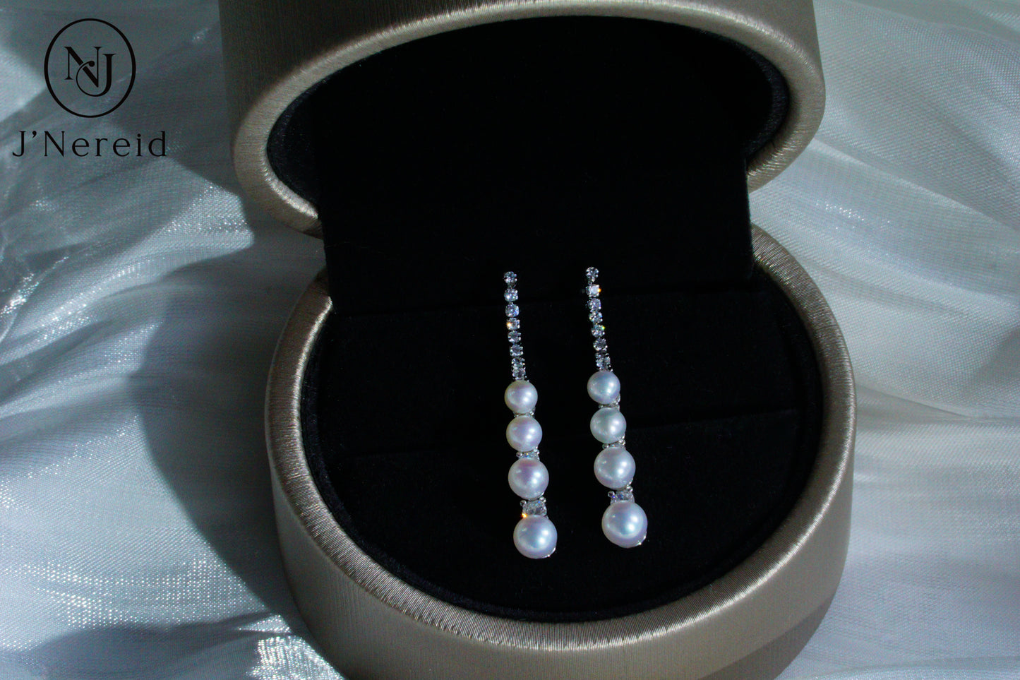 S925 Silver 3-4.5mm Graduated Aurora Freshwater Pearl Linear Drop Earrings