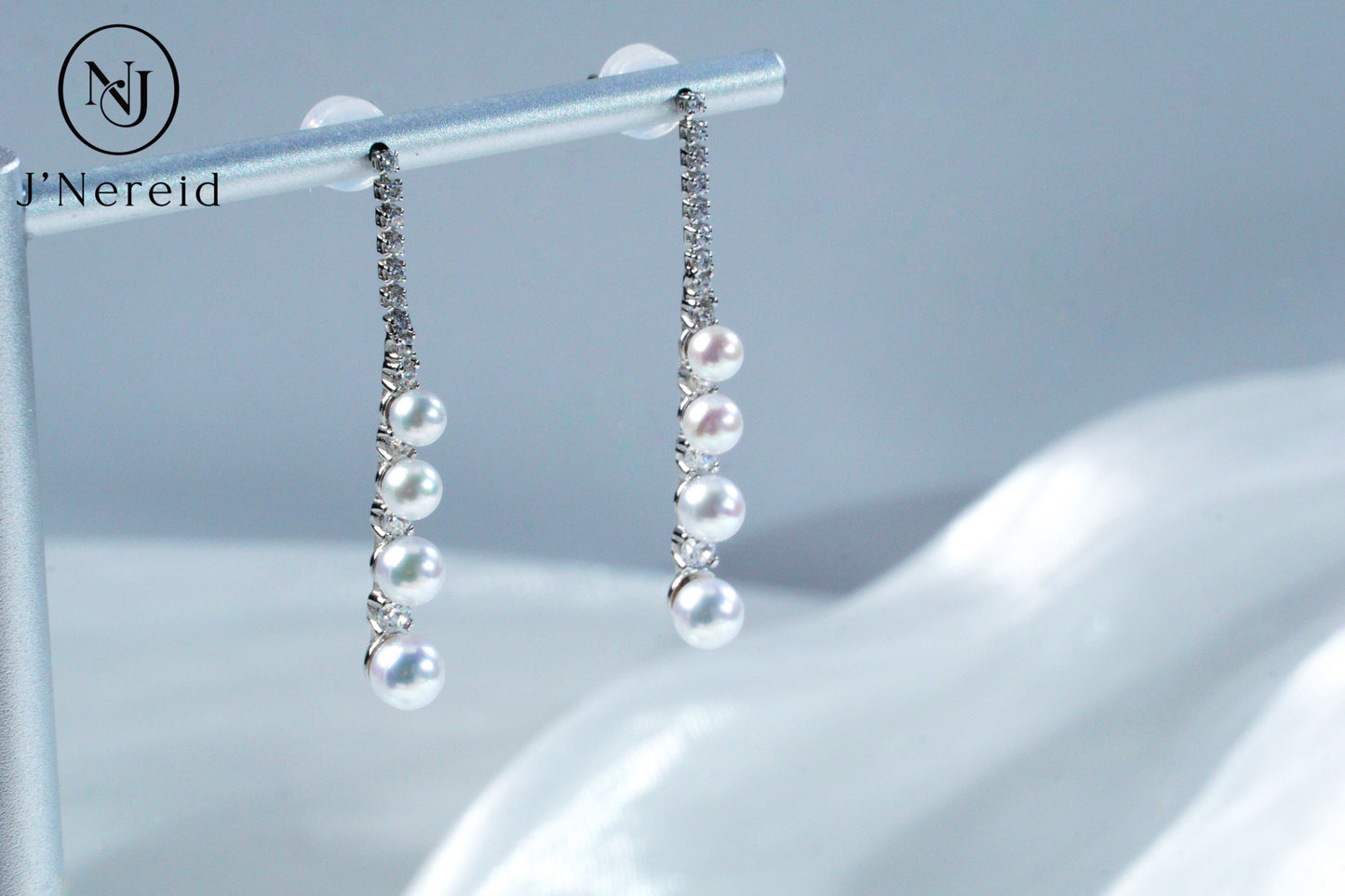 S925 Silver 3-4.5mm Graduated Aurora Freshwater Pearl Linear Drop Earrings