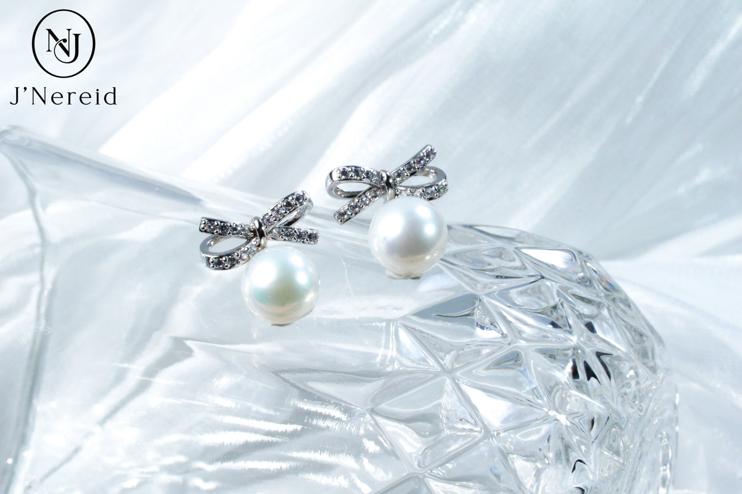 Aurora Edison Freshwater Pearl Bow Earrings,（9-9.5mm） 925 Sterling Silver Exquisite Craft, Elegant Gentle Style Stud Earrings for Women（Pearl Variation)