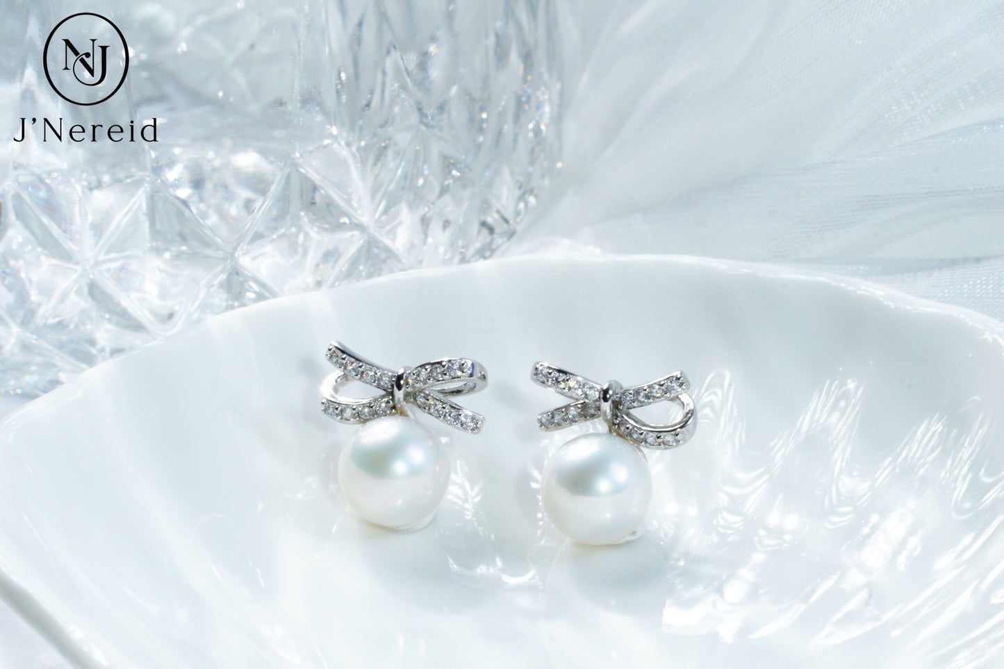 Aurora Edison Freshwater Pearl Bow Earrings,（9-9.5mm） 925 Sterling Silver Exquisite Craft, Elegant Gentle Style Stud Earrings for Women（Pearl Variation)
