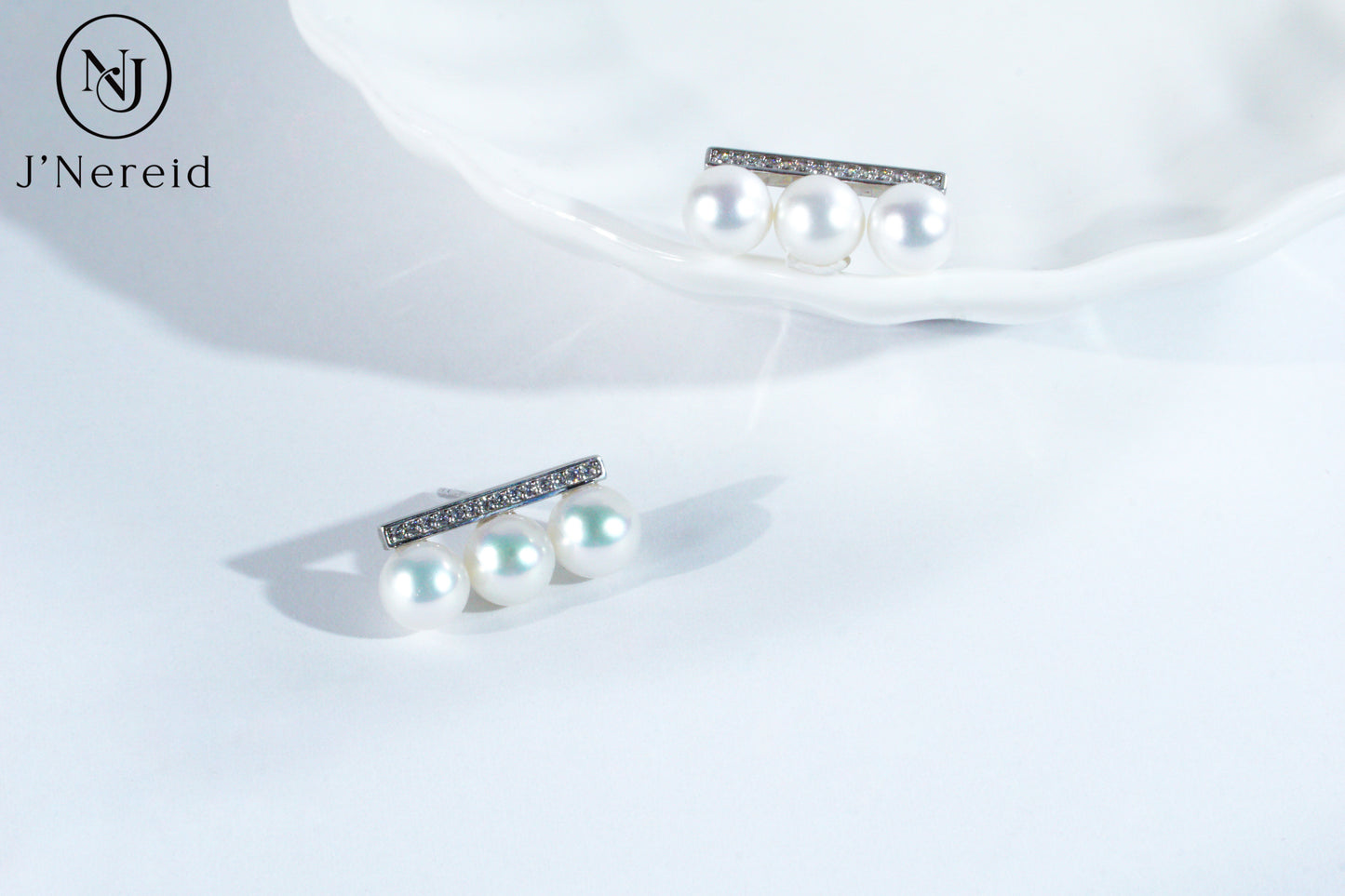 6-6.5mm Aurora Freshwater Pearl & 925 Silver Minimalist Bar Studs | Trendy Balance Beam Pearl Earrings