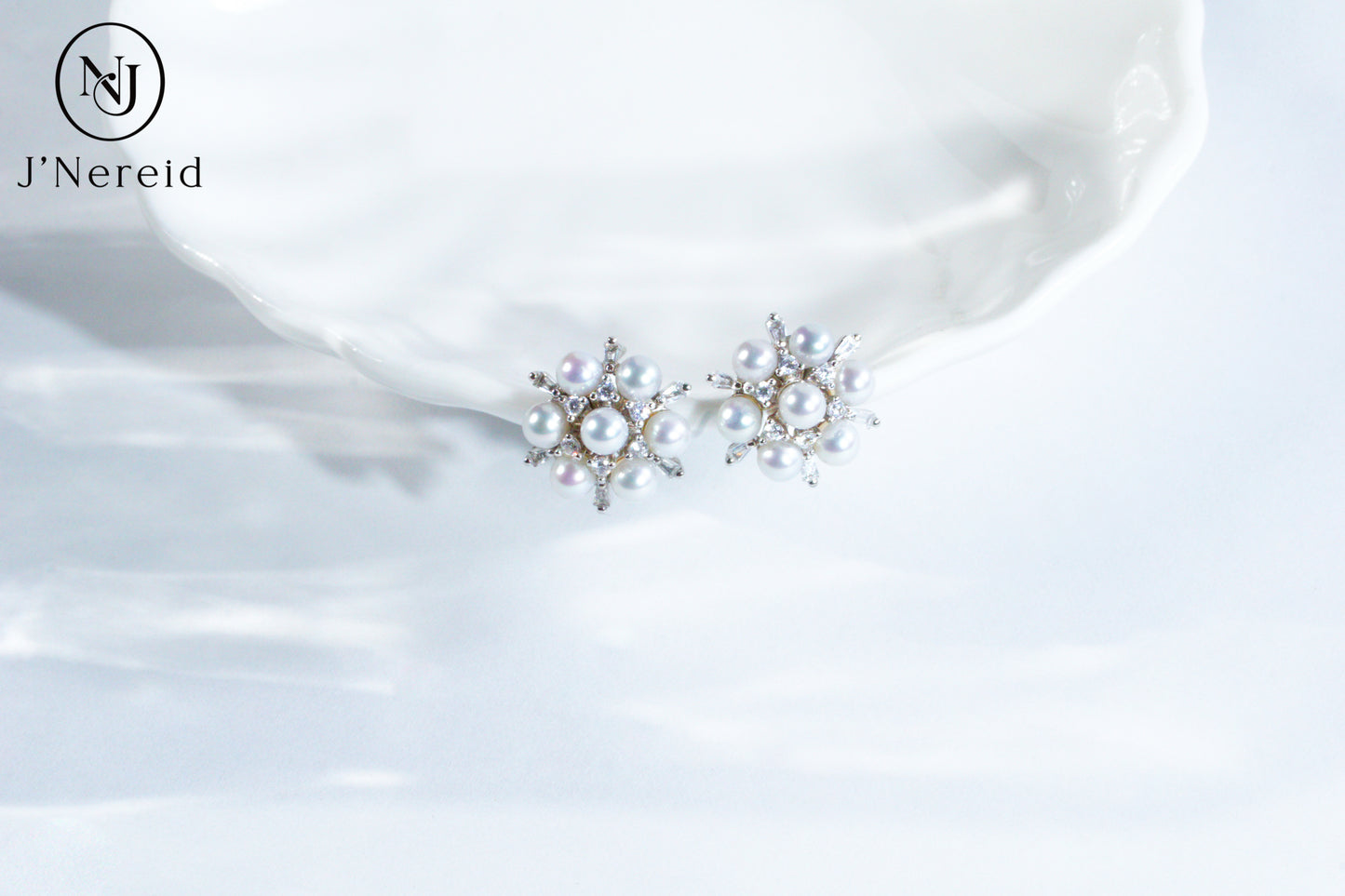 Aurora Freshwater Pearl Snowflake Stud Earrings | 3.5-4mm, S925 Sterling Silver, Minimalist Elegant Design
