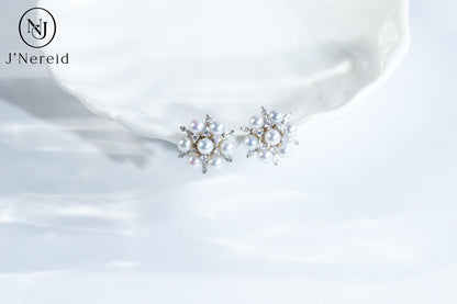 Aurora Freshwater Pearl Snowflake Stud Earrings | 3.5-4mm, S925 Sterling Silver, Minimalist Elegant Design