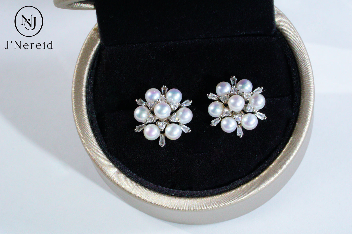 Aurora Freshwater Pearl Snowflake Stud Earrings | 3.5-4mm, S925 Sterling Silver, Minimalist Elegant Design