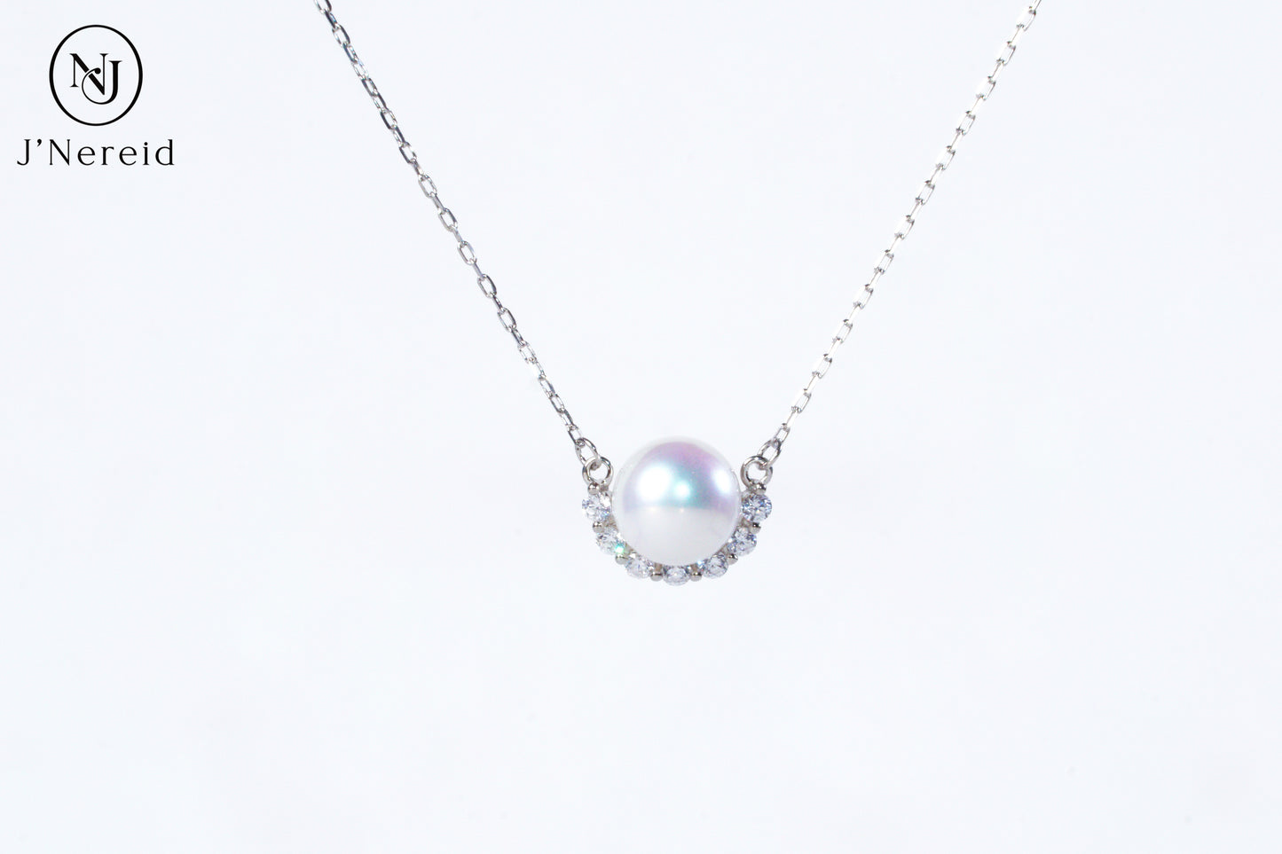 Aurora Freshwater Pearl Half-Halo Necklace, 8-9mm Lustrous Pearl, S925 Silver with Cubic Zirconia Accents