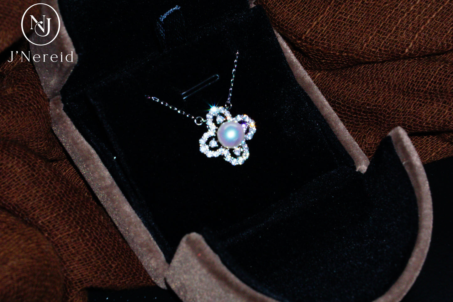 Elegant Four-Leaf Clover Aurora Pearl Necklace, 7-8mm High-Luster Freshwater Pearl, S925 Silver with Sparkling CZ