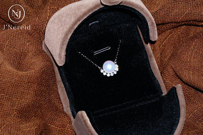 Aurora Freshwater Pearl Half-Halo Necklace, 8-9mm Lustrous Pearl, S925 Silver with Cubic Zirconia Accents