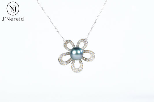 10‑11mm Sunny Sea Blue Tahitian Pearl Five‑Petal Flower Necklace, S925 Sterling Silver Cubic Zirconia Floral Pendant Jewelry for Women（Pearl Variation)