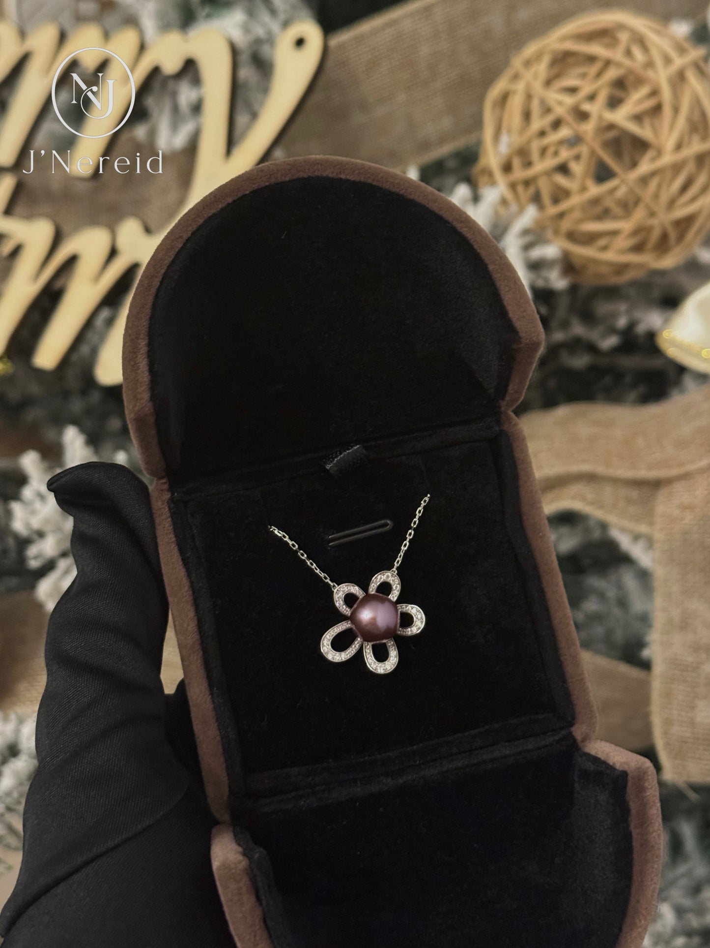 Vibrant Deep Purple Edison Aurora Pearl Flower Pendant Necklace, 8-9mm High-Luster Pearl, S925 Silver with Sparkling CZ（Pearl Variation)