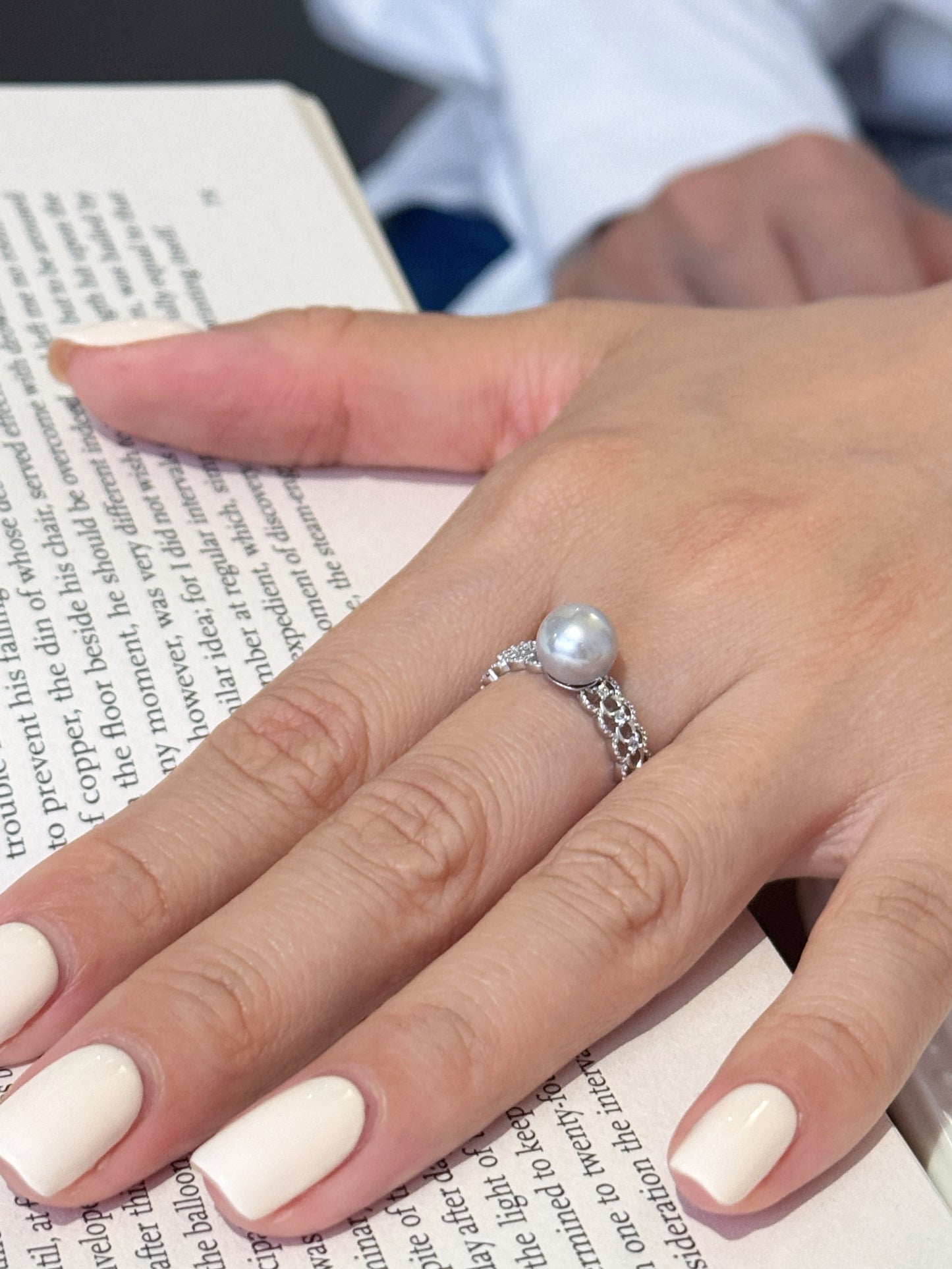 Madama Tone Japanese Akoya Pearl Ring 7-8mm Cool Silver Grey Akoya Pearl S925 Sterling Silver Open Hollow Lace Band Zircon Inlaid Vintage Stackable Fine Jewelry for Women(Pearl Variation)