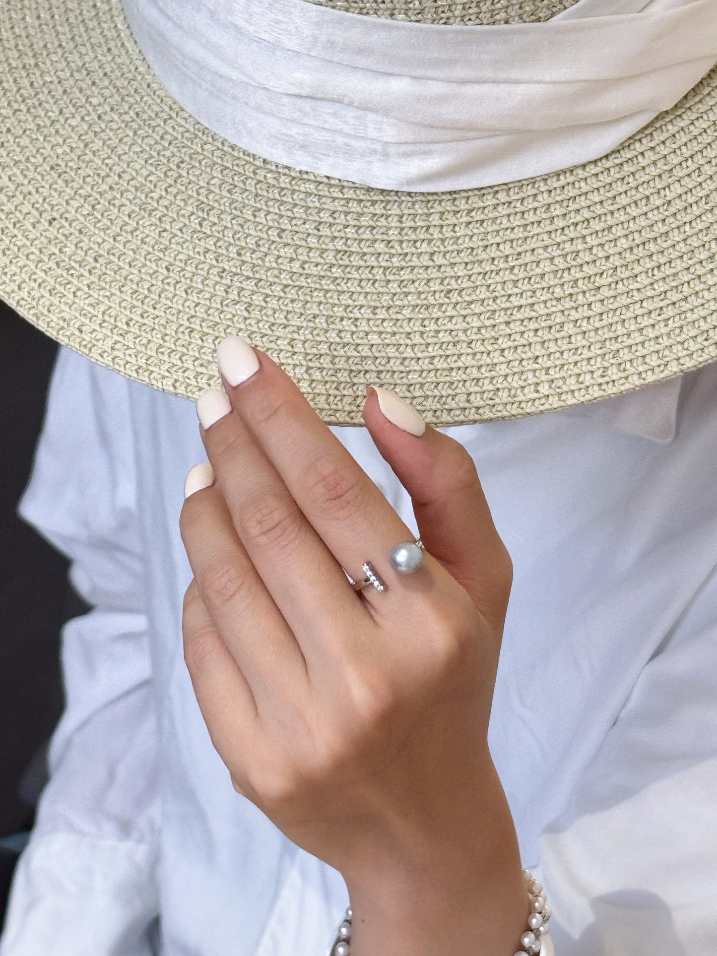 Madama Tone Japanese Akoya Pearl Ring 7-8mm Cool Silver Grey Akoya Pearl S925 Sterling Silver Split Shank Paved Zircon Dainty Stackable Fine Jewelry Gift for Women(Pearl Variation)