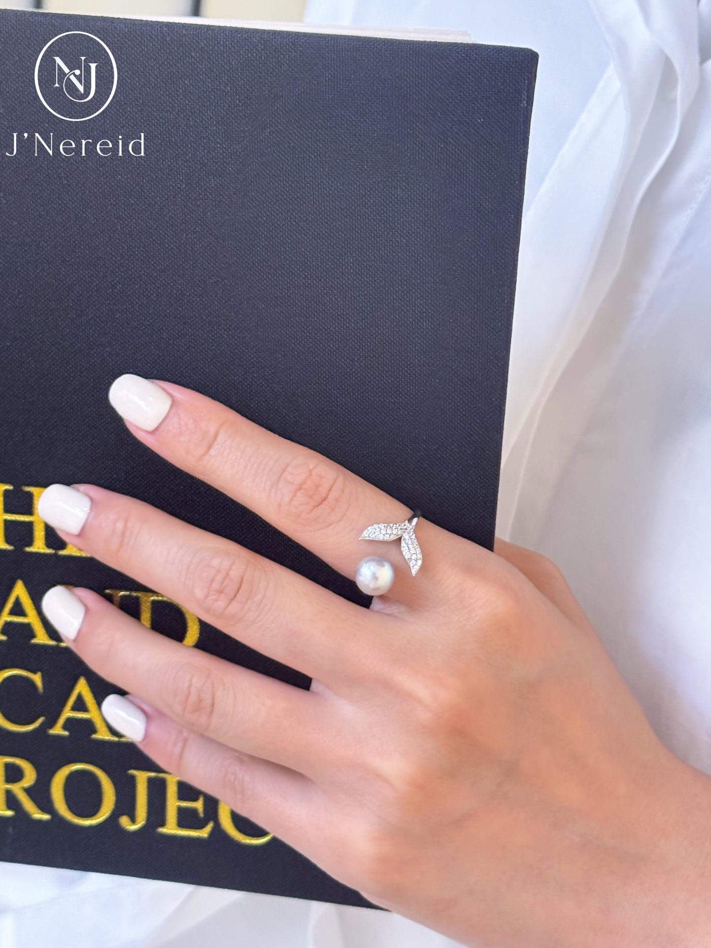 Madama Tone Japanese Akoya Pearl Ring 7-8mm Silver Grey Akoya Pearl S925 Sterling Silver Full Zircon Mermaid Tail Open Adjustable Stackable Fine Jewelry Gift for Women（Pearl Variation）