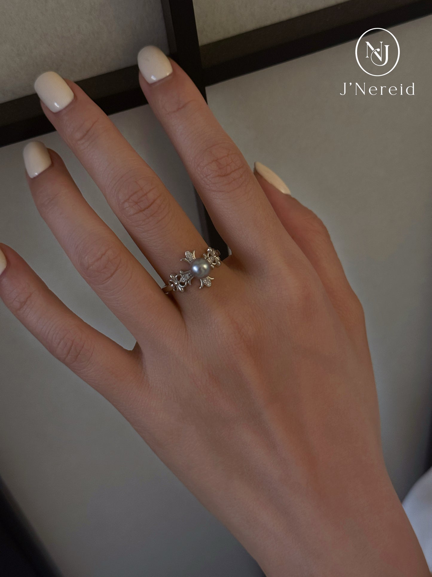 Madama Tone Japanese Akoya Pearl Ring 6-7mm Silver Grey Akoya Pearl S925 Sterling Silver Vintage Floral Paved Zircon Dainty Stackable Fine Jewelry Gift for Women（Pearl Variation）