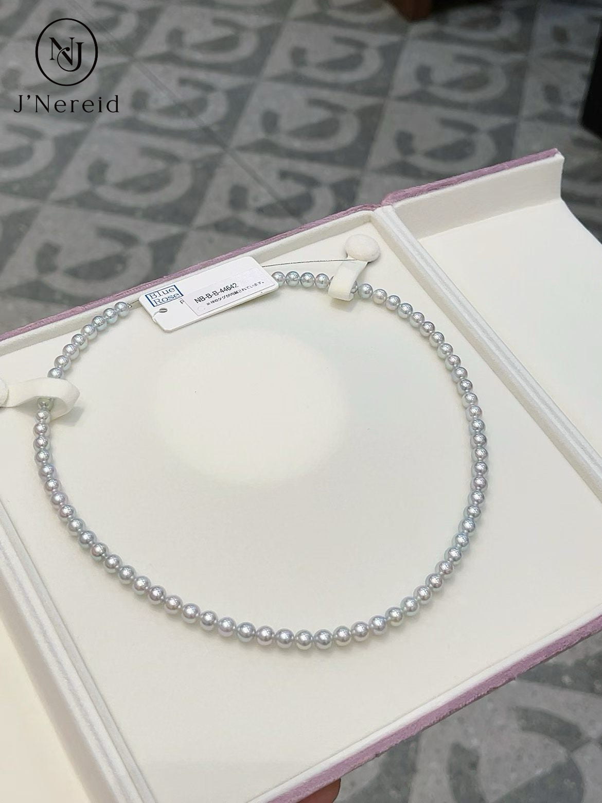 Blue Rose Grade Aurora Gray Akoya Pearl Necklace 5.5-6mm Natural Color Mermaid Pearl Iridescent Shine Slight Tiny Blemishes With Pearl Science Laboratory Certificate
