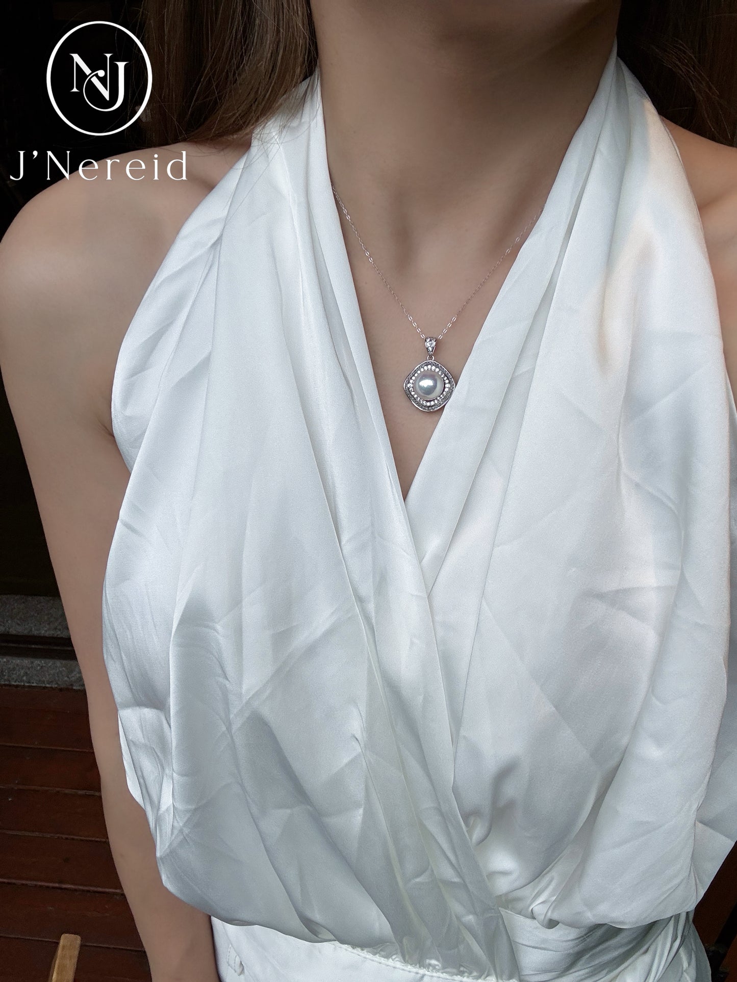 5A Grade Edison Freshwater Pearl Pendant Necklace 10-11mm Perfect Round Ultra Strong Iridescent Luster Square Double Halo S925 Sterling Silver Exquisite Craft Setting（Pearl Variation）