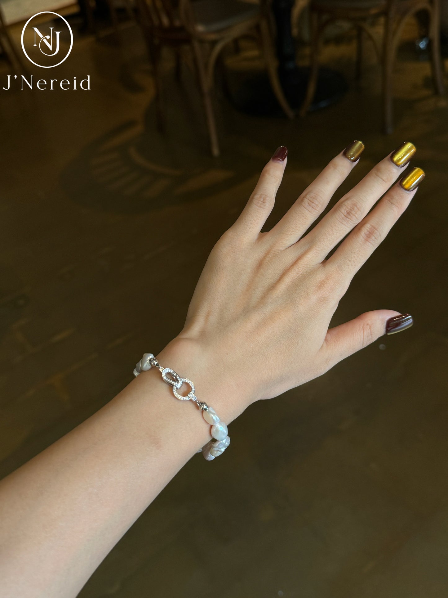White Freshwater Baroque Pearl Bracelet with S925 Silver Zircon Clasp, Irregular Keshi Pearl Bracelet for Women
