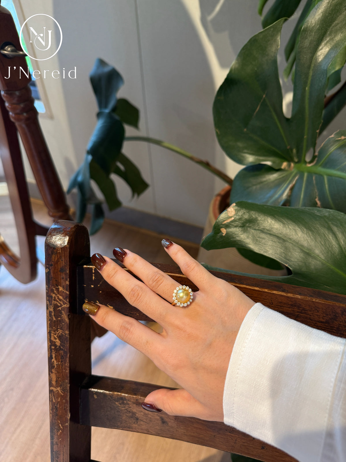 Morning‑Sun Petal‑Framed South Sea Golden Pearl Ring | 9-10mm Medium Gold Near‑Round Almost Flawless, Fine‑Craft 925 Sterling Silver, For Work & Special Occasion（Pearl Variation）