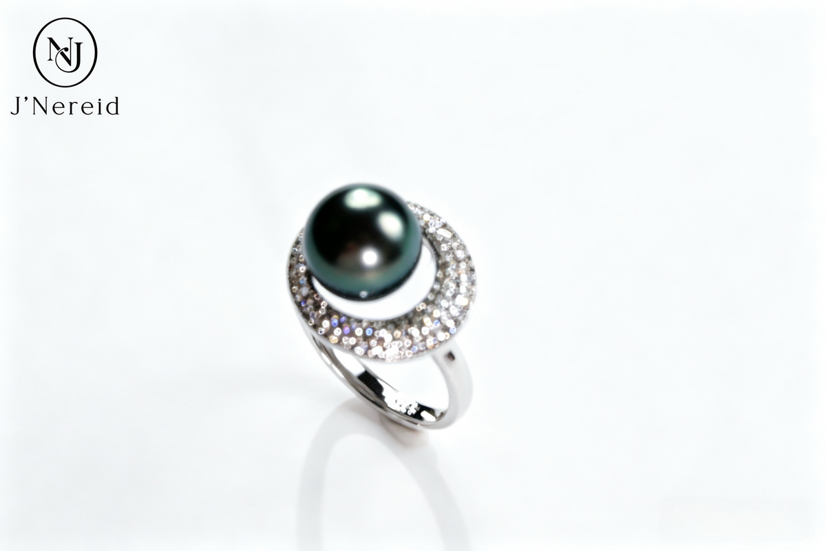 10-10.5mm Tahitian Pearl Ring, S925 Sterling Silver Crescent Pave cubic Zircon Ring, Peacock Green Tahitian Pearl Statement Ring for Party & Daily Wear（Pearl Variation）