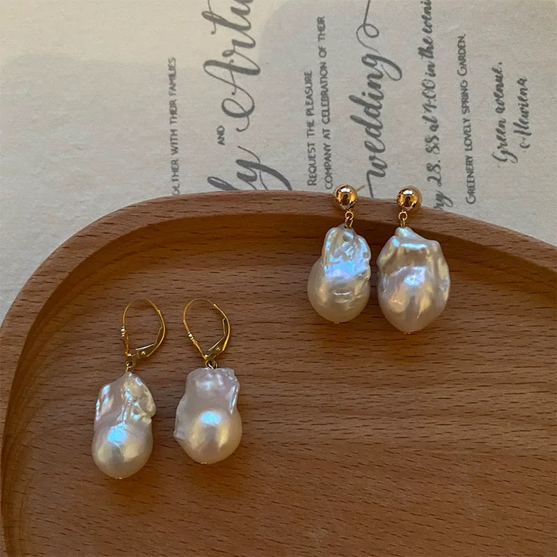 14K gold Aurora Toned Baroque Pearl Eardrop